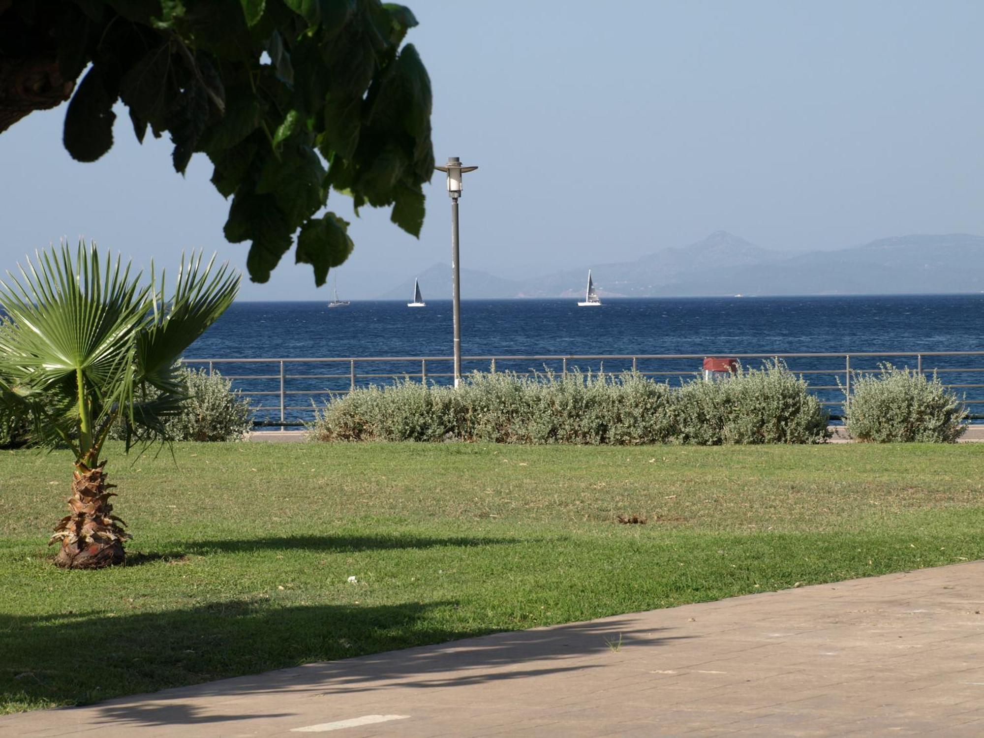 Apartment Alimos Kalamaki 100 Meters From The Athens